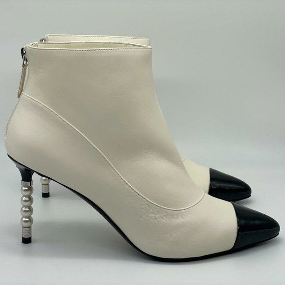 CHANEL 20C Leather Patent Cap Toe CC Pearl Track Heels Booties Ankle Boots - Picture 1 of 13